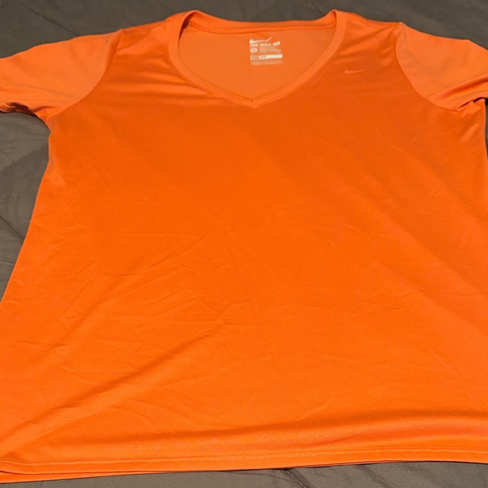 Nike Women's Orange Short Sleeve Tee